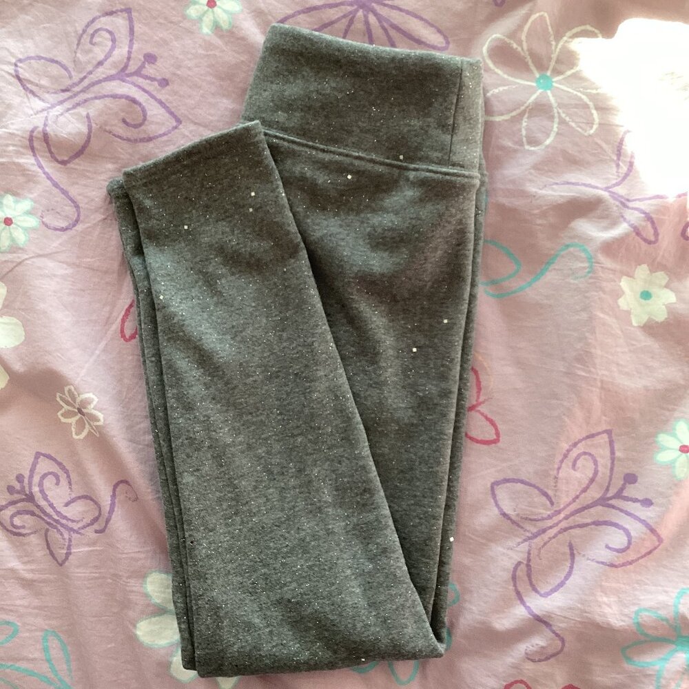 NWOT SO Cozy Lined Grey Legging with Silver Sparkles Size L